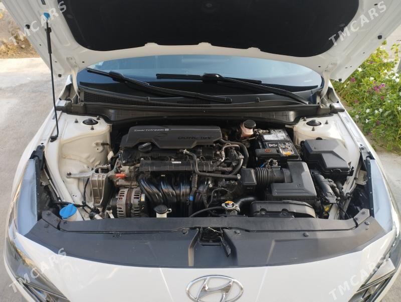 Hyundai Elantra 2022 - 255 000 TMT - Ашхабад - img 4