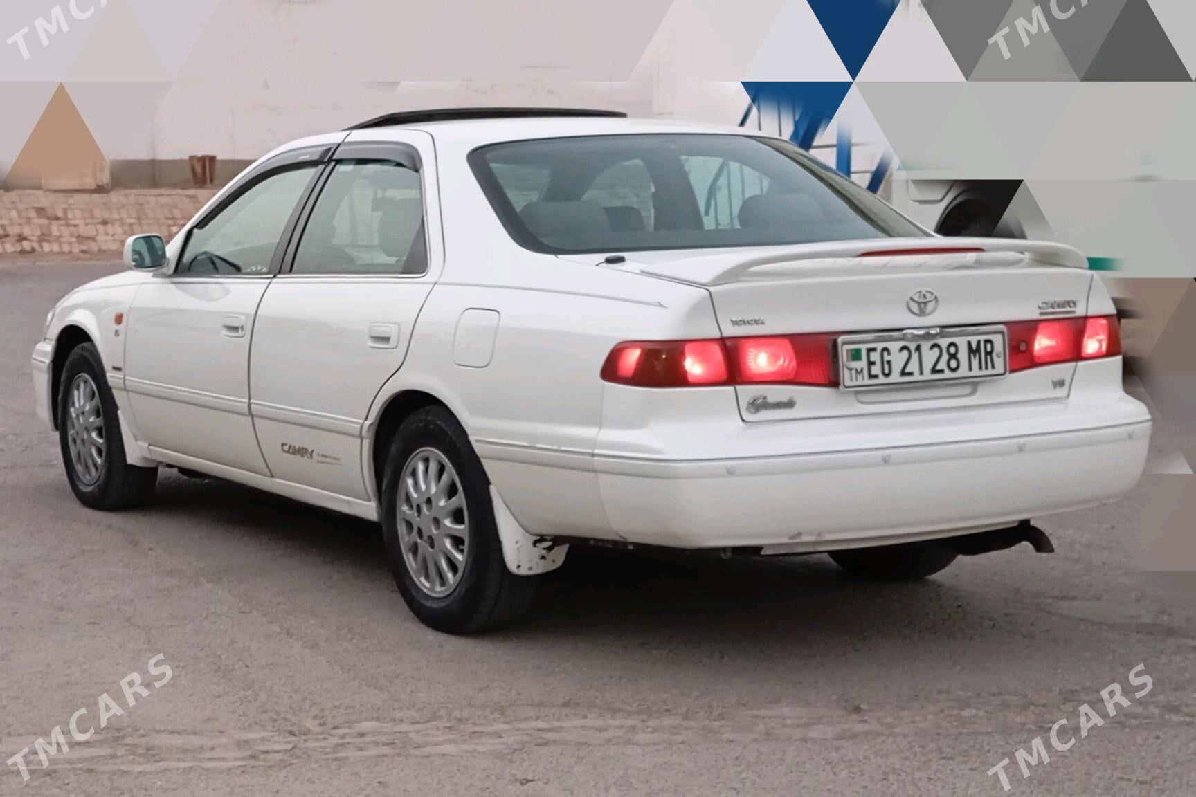 Toyota Camry 2000 - 167 000 TMT - Мары - img 4