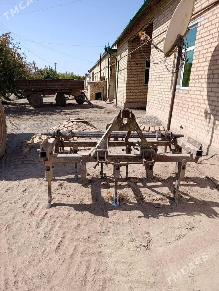 MTZ T-28 1988 - 30 000 TMT - Garabekewül - img 6