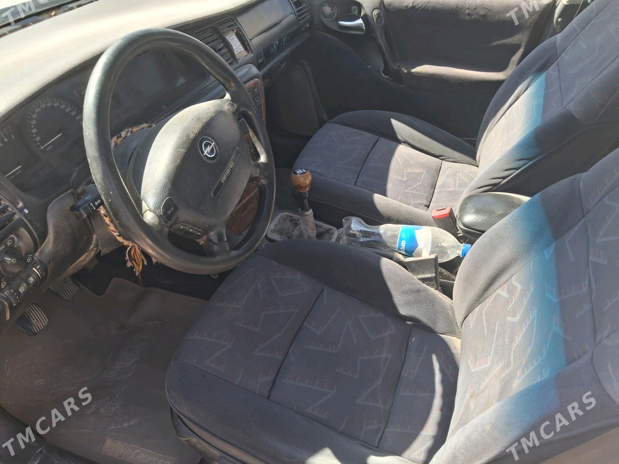 Opel Vectra 1996 - 35 000 TMT - Ак-Бугдайский этрап - img 6