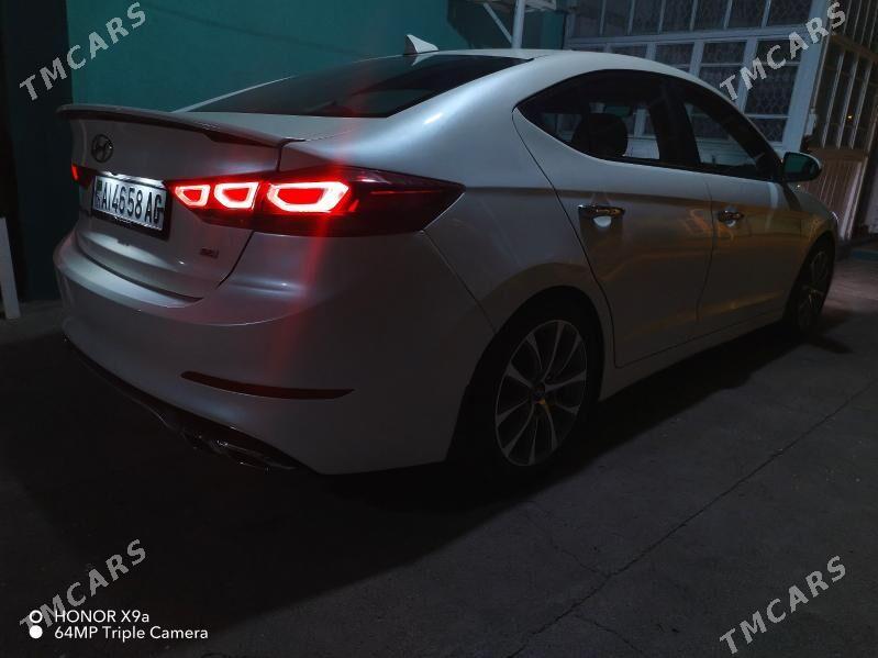 Hyundai Elantra 2017 - 175 000 TMT - Янбаш - img 6
