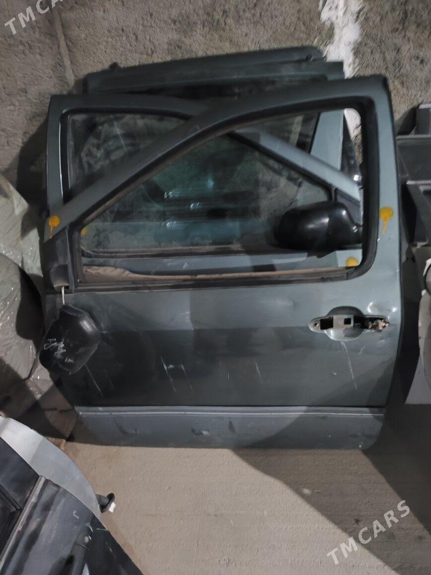 Sienna morda 99 TMT - Балканабат - img 1