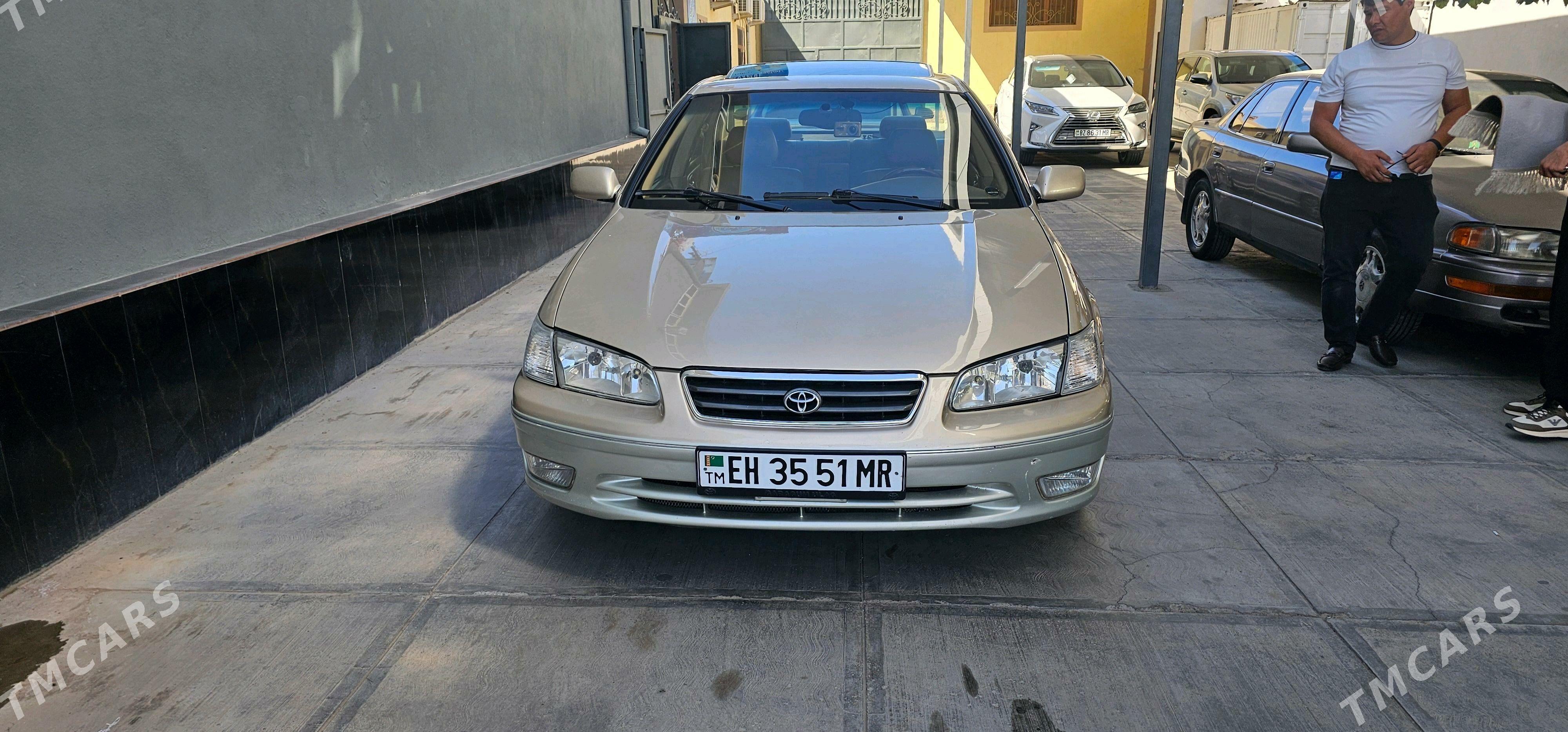 Toyota Camry 2001 - 205 000 TMT - Мары - img 1