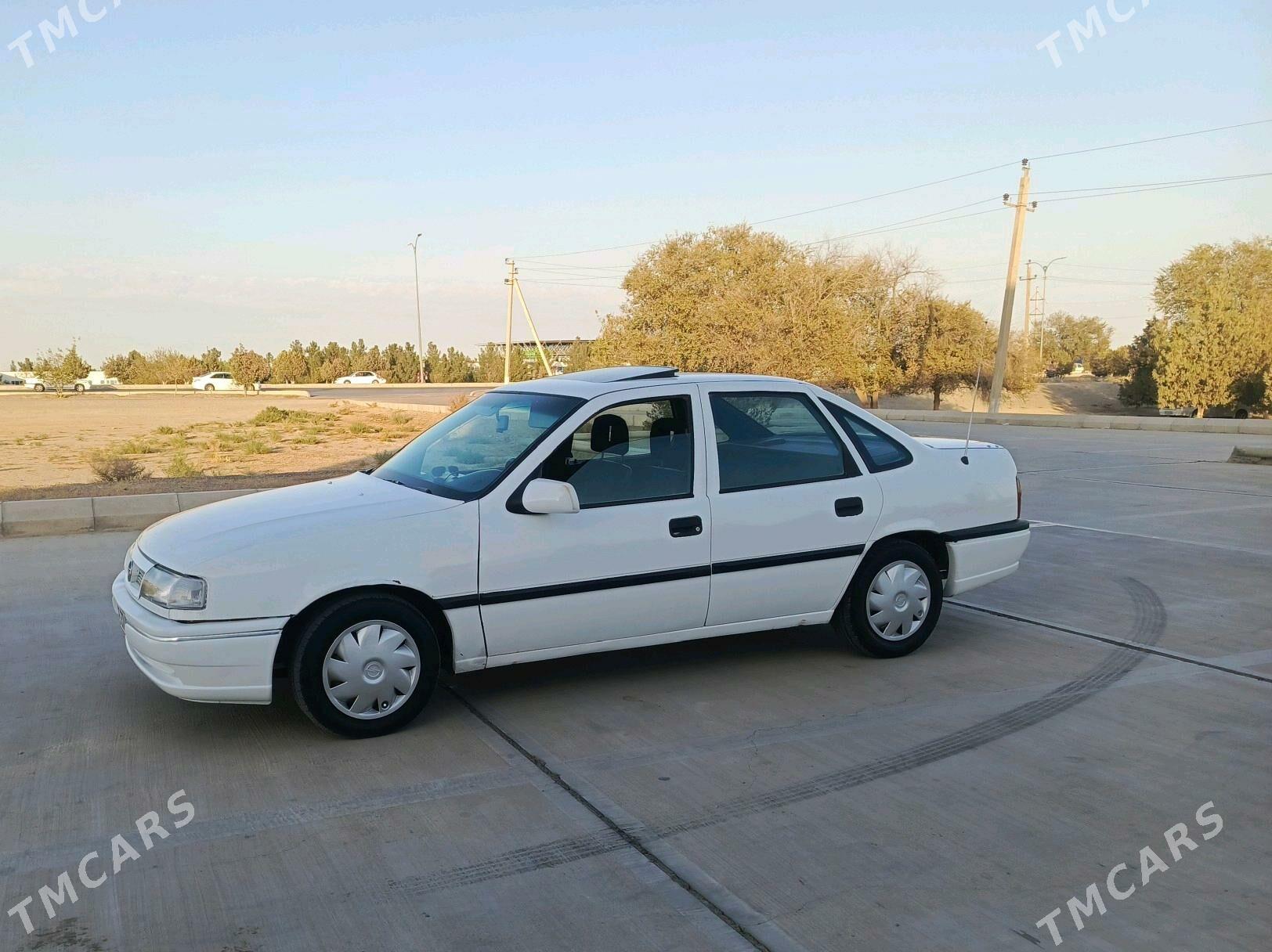 Opel Vectra 1994 - 34 000 TMT - Bäherden - img 2