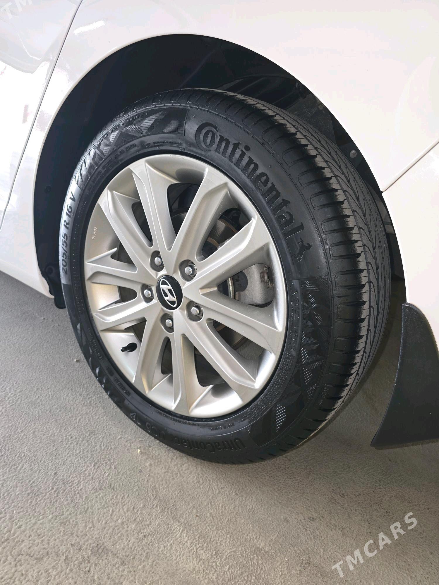 Hyundai Elantra 2014 - 240 000 TMT - Ашхабад - img 3