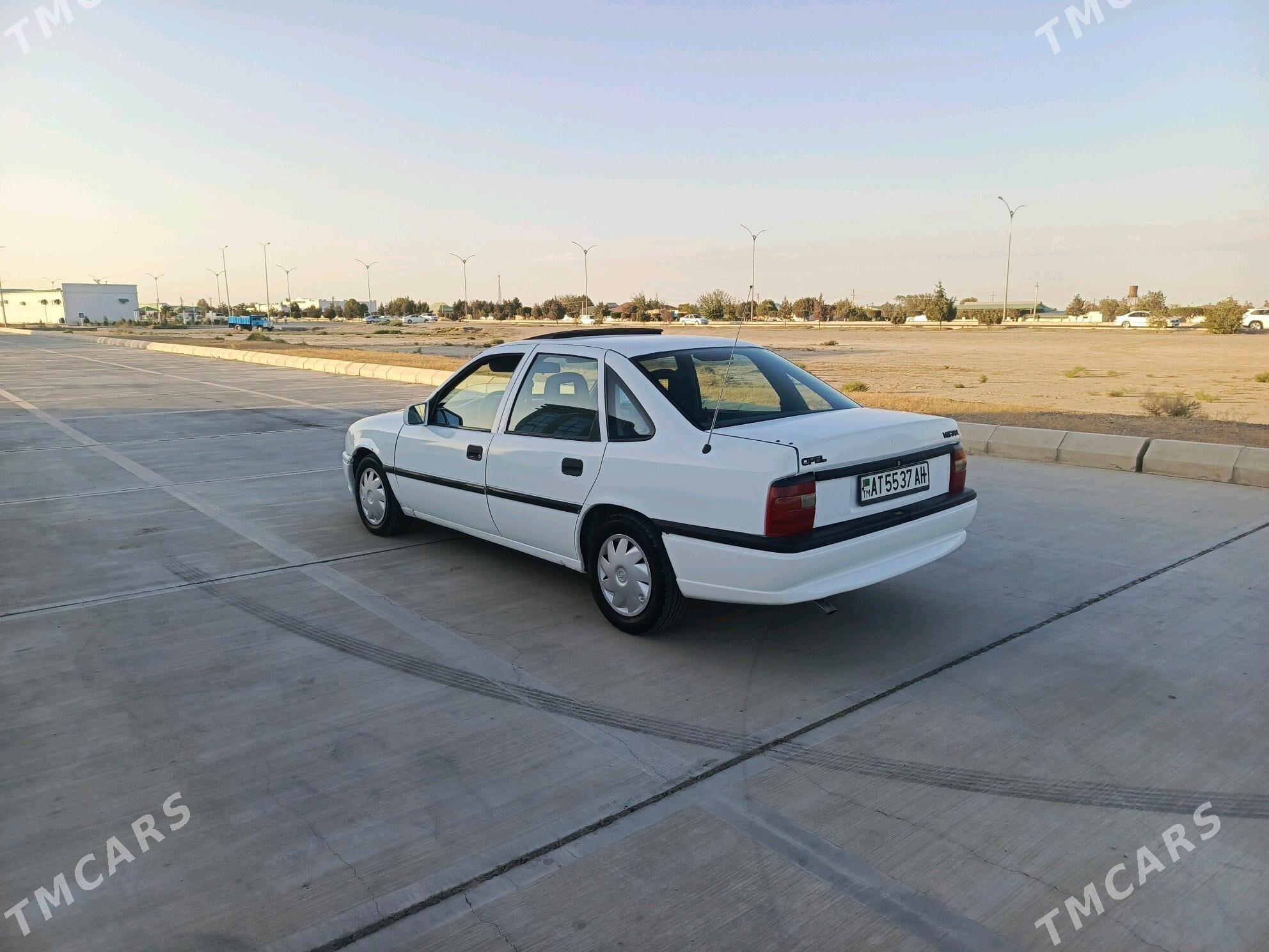 Opel Vectra 1994 - 34 000 TMT - Bäherden - img 3
