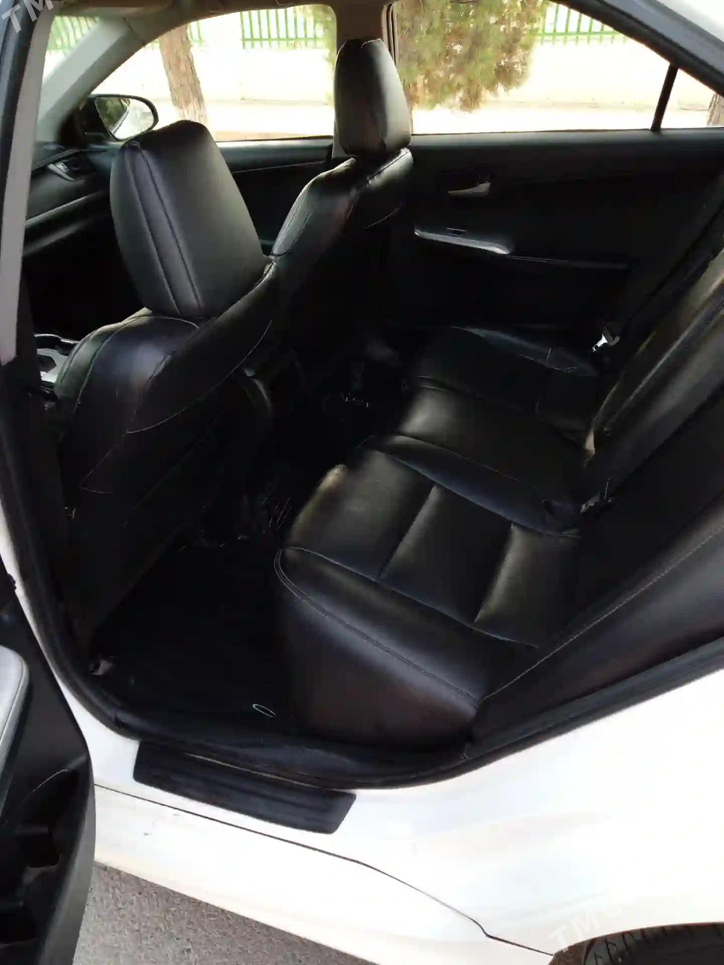 Toyota Camry 2013 - 220 000 TMT - Бузмеин - img 3