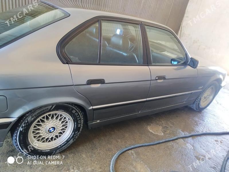 BMW 525 1992 - 80 000 TMT - Gyzylarbat - img 6