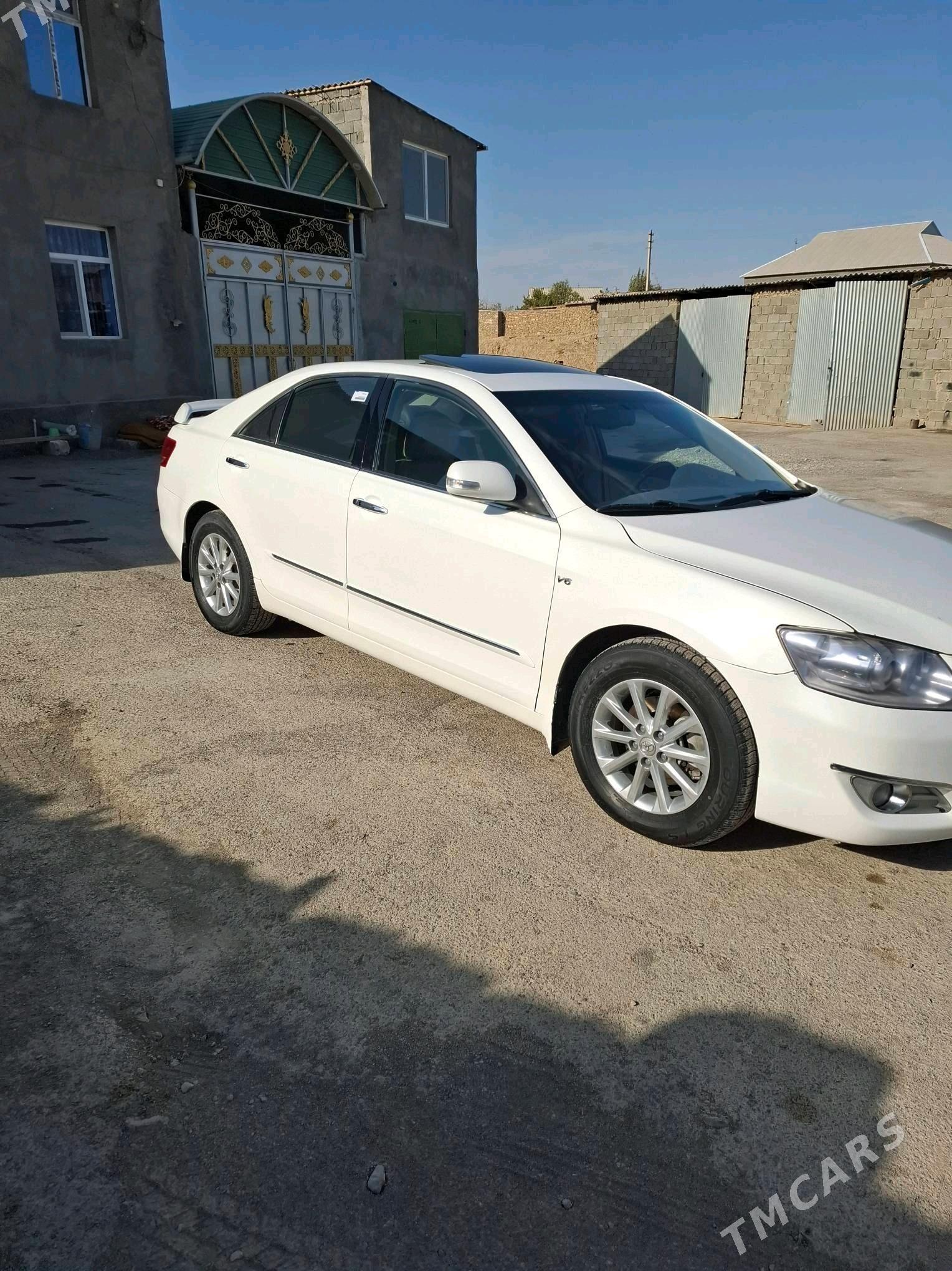 Toyota Aurion 2010 - 205 000 TMT - Магданлы - img 8