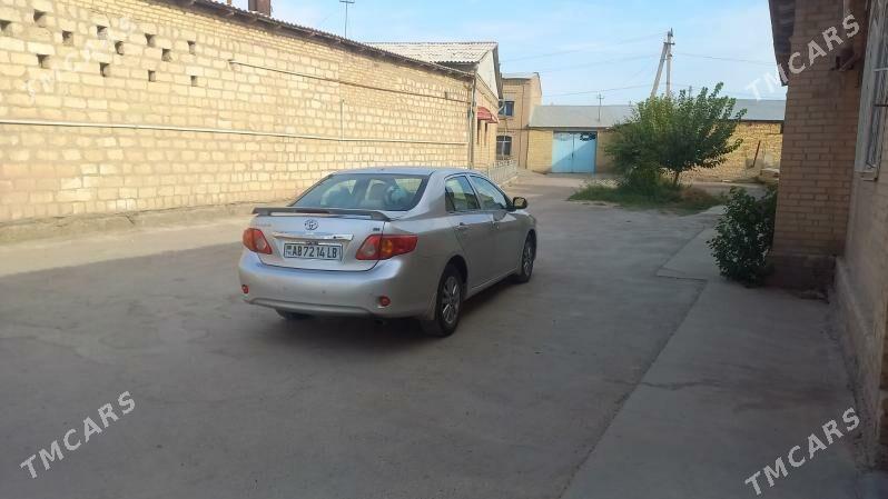 Toyota Corolla 2009 - 153 000 TMT - Туркменабат - img 3