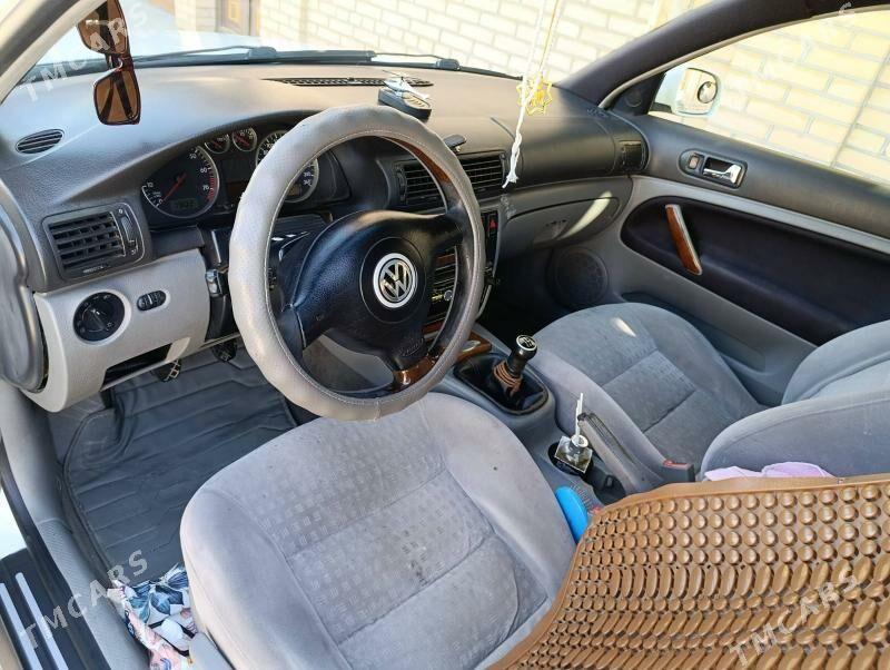 Volkswagen Passat 2002 - 60 000 TMT - Мары - img 2