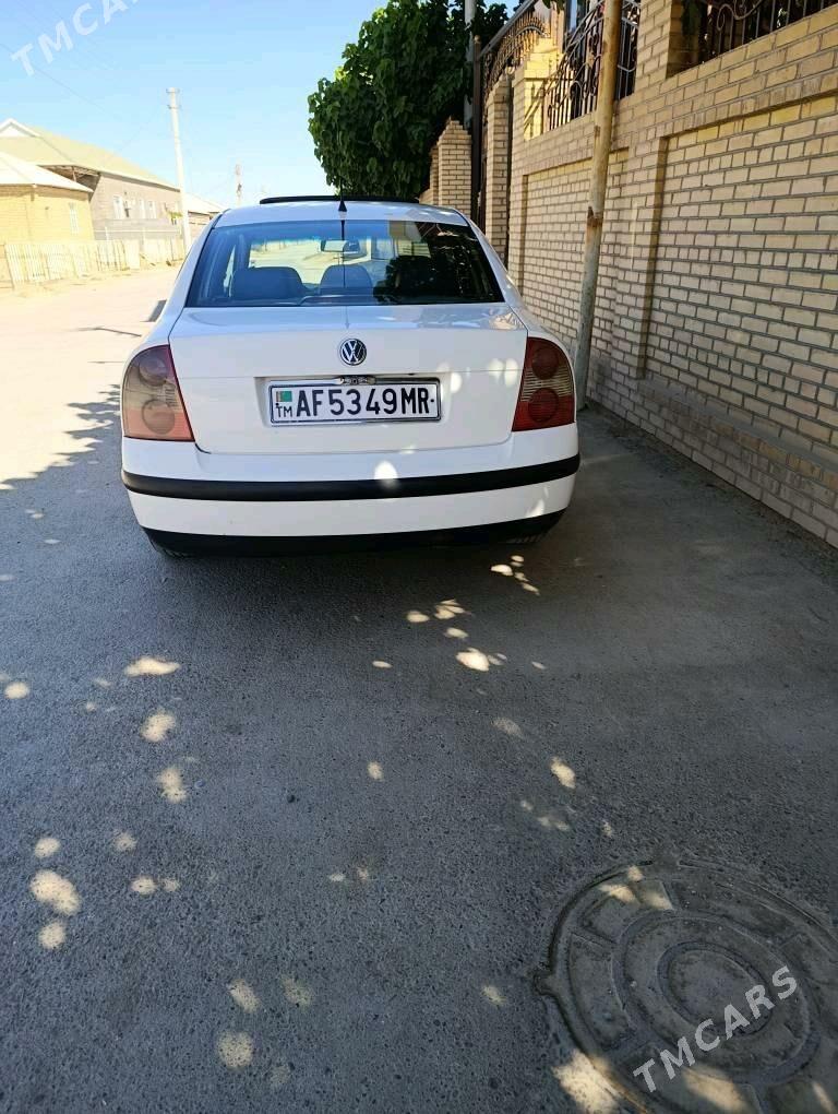 Volkswagen Passat 2002 - 60 000 TMT - Мары - img 3
