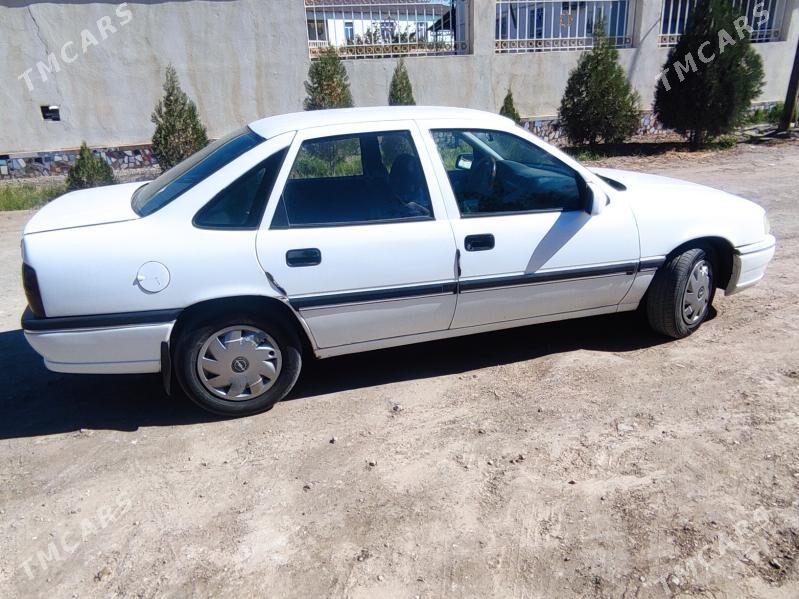 Opel Vectra 1993 - 35 000 TMT - Губадаг - img 7
