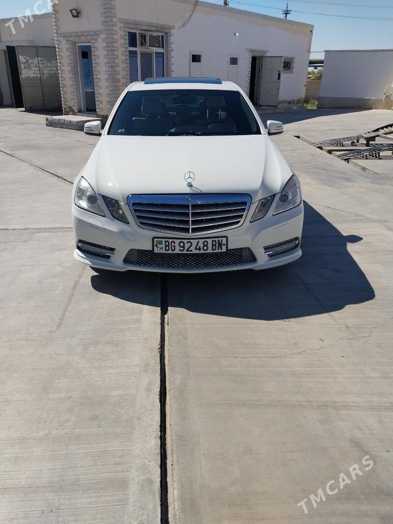 Mercedes-Benz E350 2012 - 270 000 TMT - Balkanabat - img 7