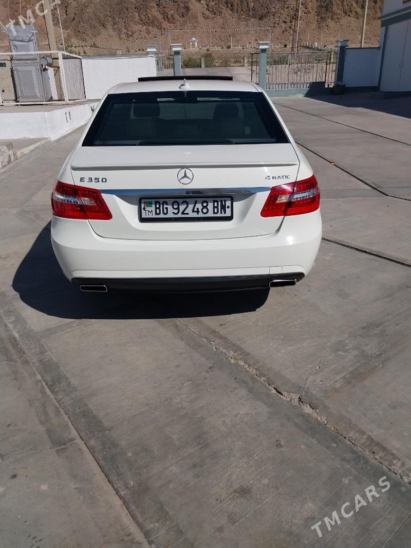 Mercedes-Benz E350 2012 - 270 000 TMT - Balkanabat - img 9