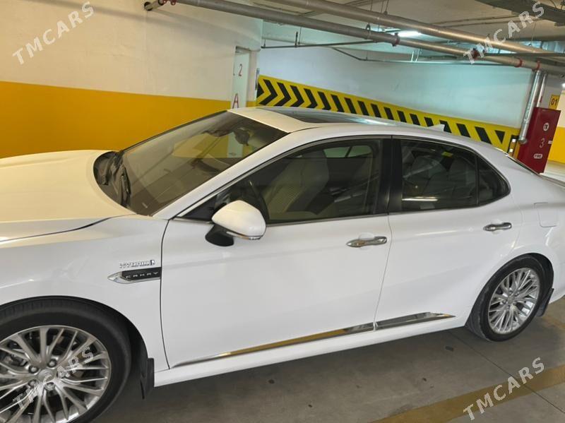 Toyota Camry 2022 - 275 000 TMT - Olimpiýa şäherçesi - img 3
