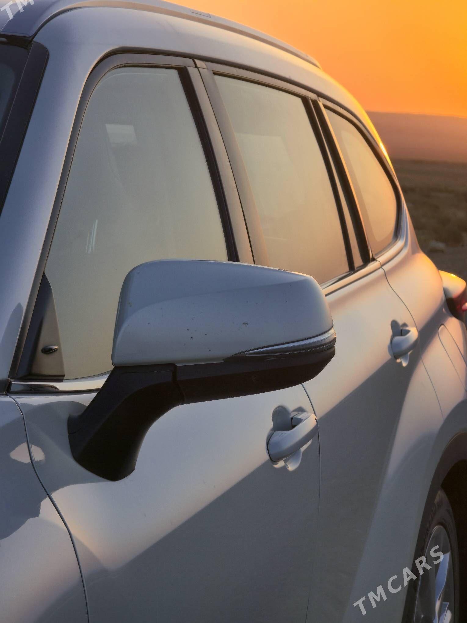 Toyota Highlander 2020 - 580 000 TMT - Чандыбиль шаёлы - img 3