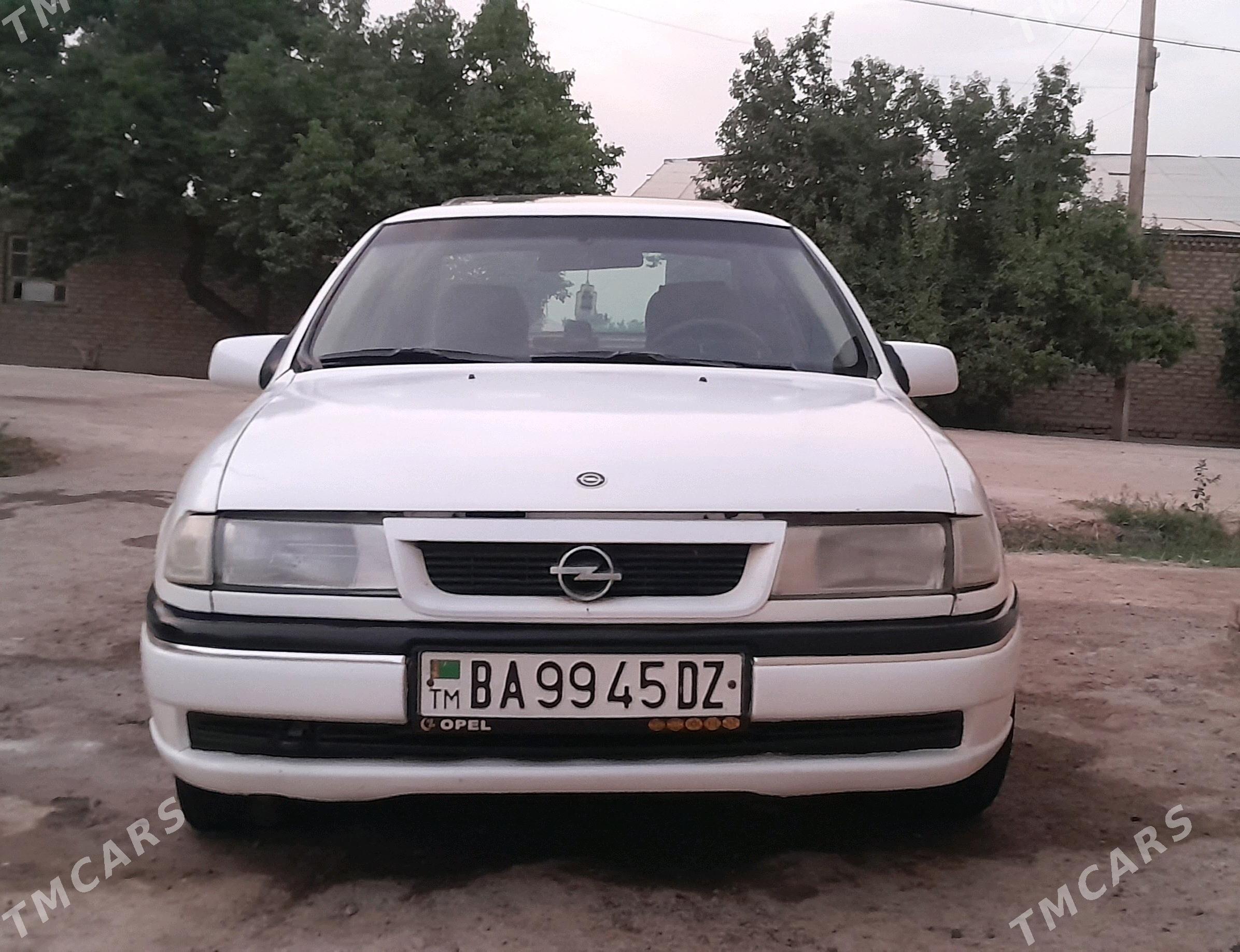 Opel Vectra 1993 - 40 000 TMT - Гороглы (Тагта) - img 2