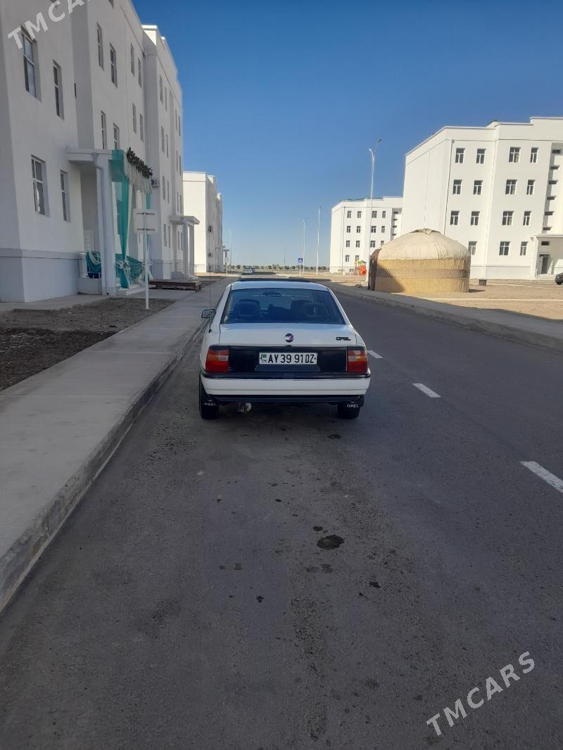 Opel Vectra 1991 - 30 000 TMT - Дашогуз - img 4