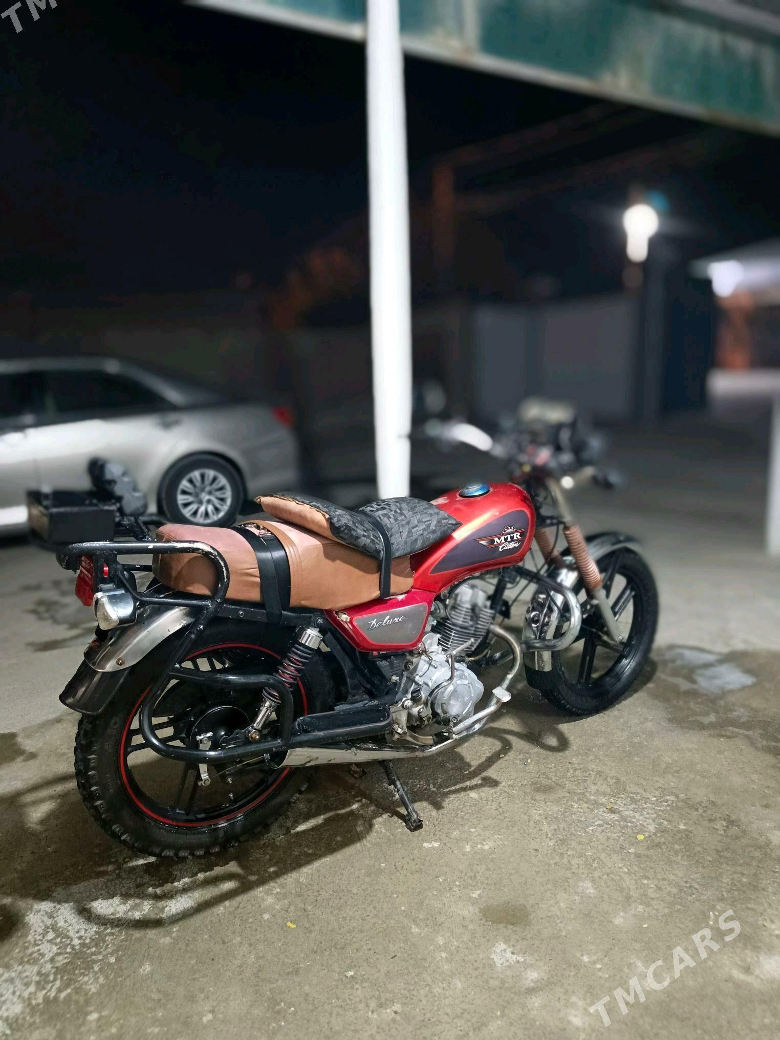 Iž Ýupiter 2025 - 10 000 TMT - Гёкдепе - img 3