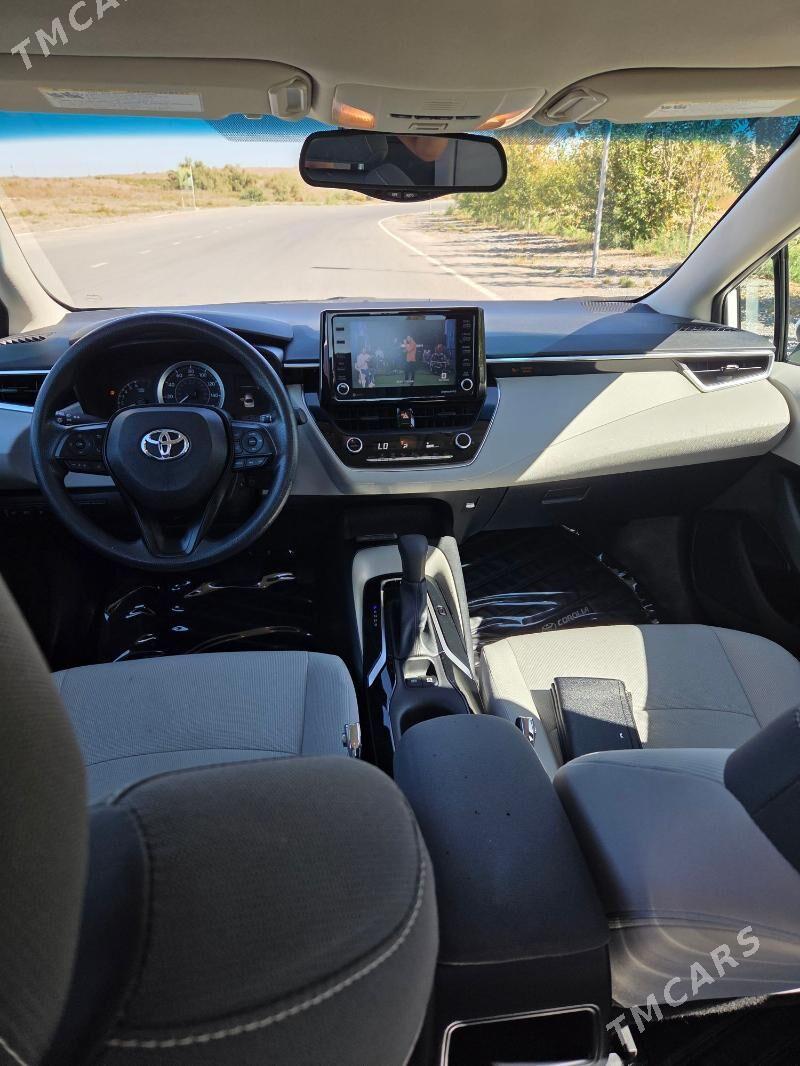 Toyota Corolla 2022 - 220 000 TMT - 2 мкр - img 3