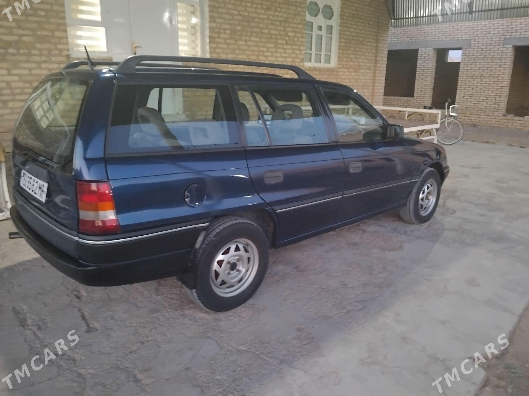 Opel Astra 1992 - 35 000 TMT - Baýramaly - img 5
