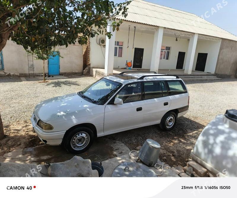 Opel Astra 1992 - 30 000 TMT - Kaka - img 7