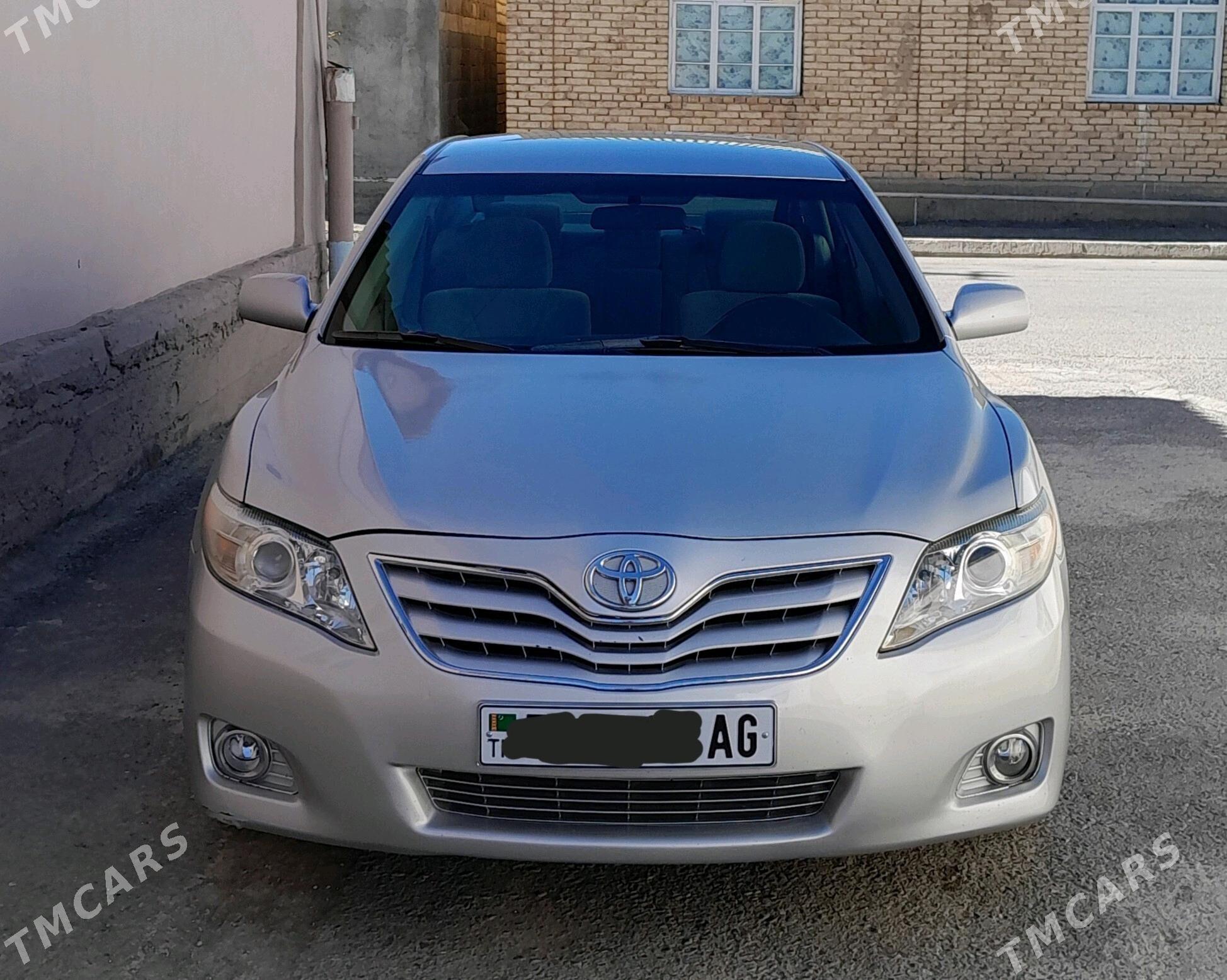 Toyota Camry 2011 - 210 000 TMT - Ашхабад - img 2