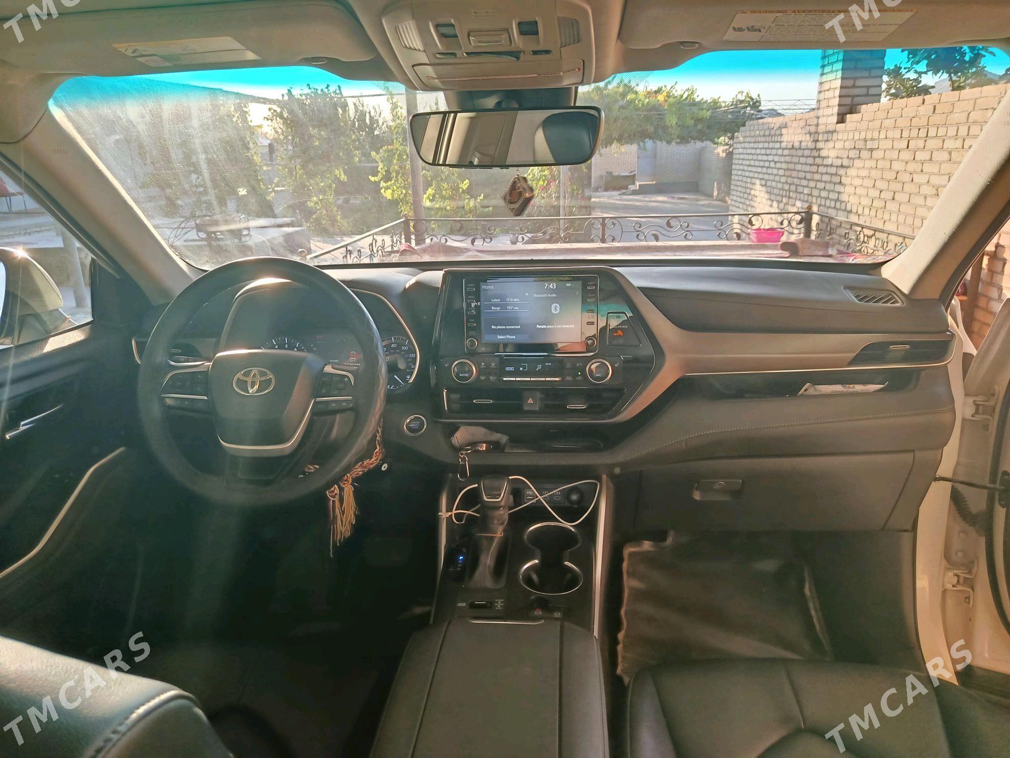 Toyota Highlander 2022 - 470 000 TMT - Türkmengala - img 5