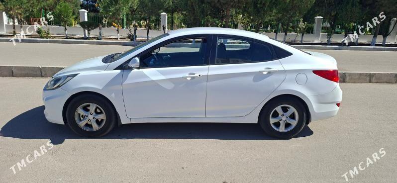 Hyundai Accent 2013 - 140 000 TMT - Улица Ататурка - img 4