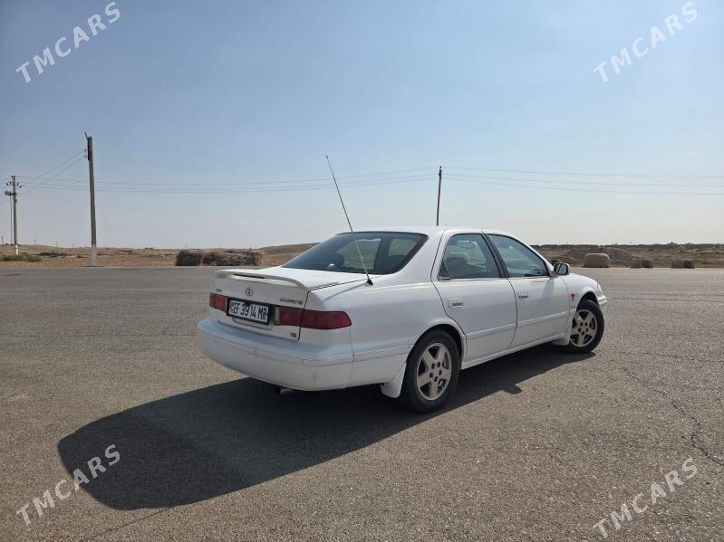 Toyota Camry 2000 - 165 000 TMT - Байрамали - img 5