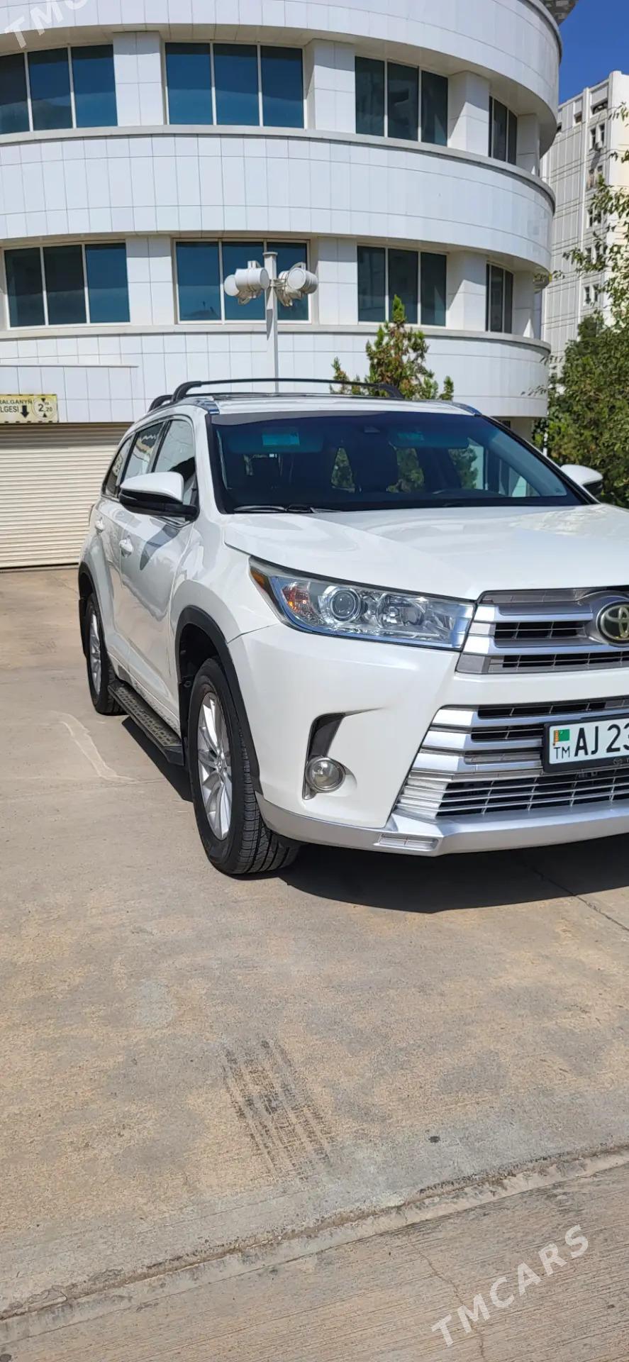Toyota Highlander 2017 - 410 000 TMT - Ашхабад - img 2