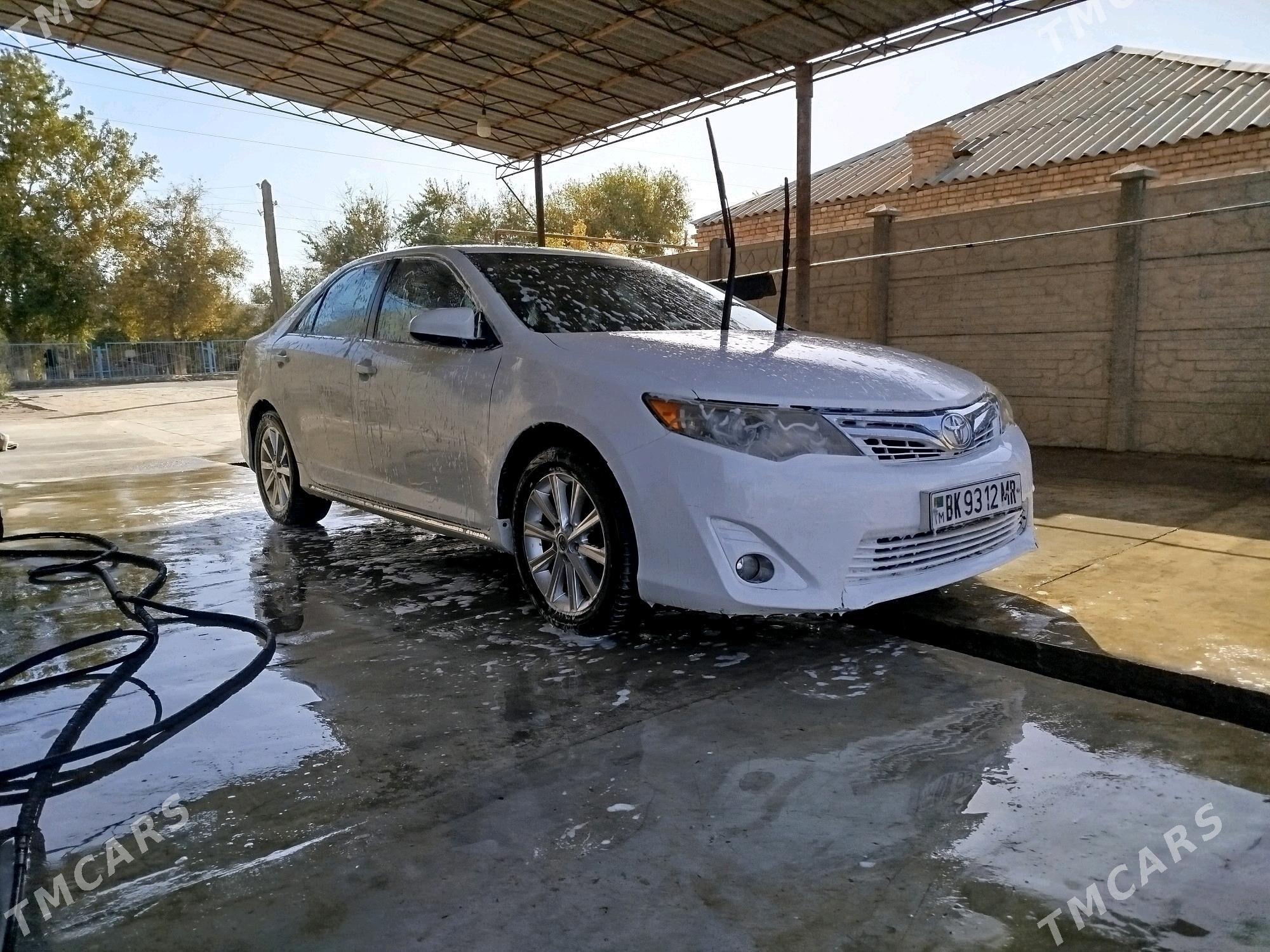 Toyota Camry 2013 - 230 000 TMT - Ýolöten - img 6