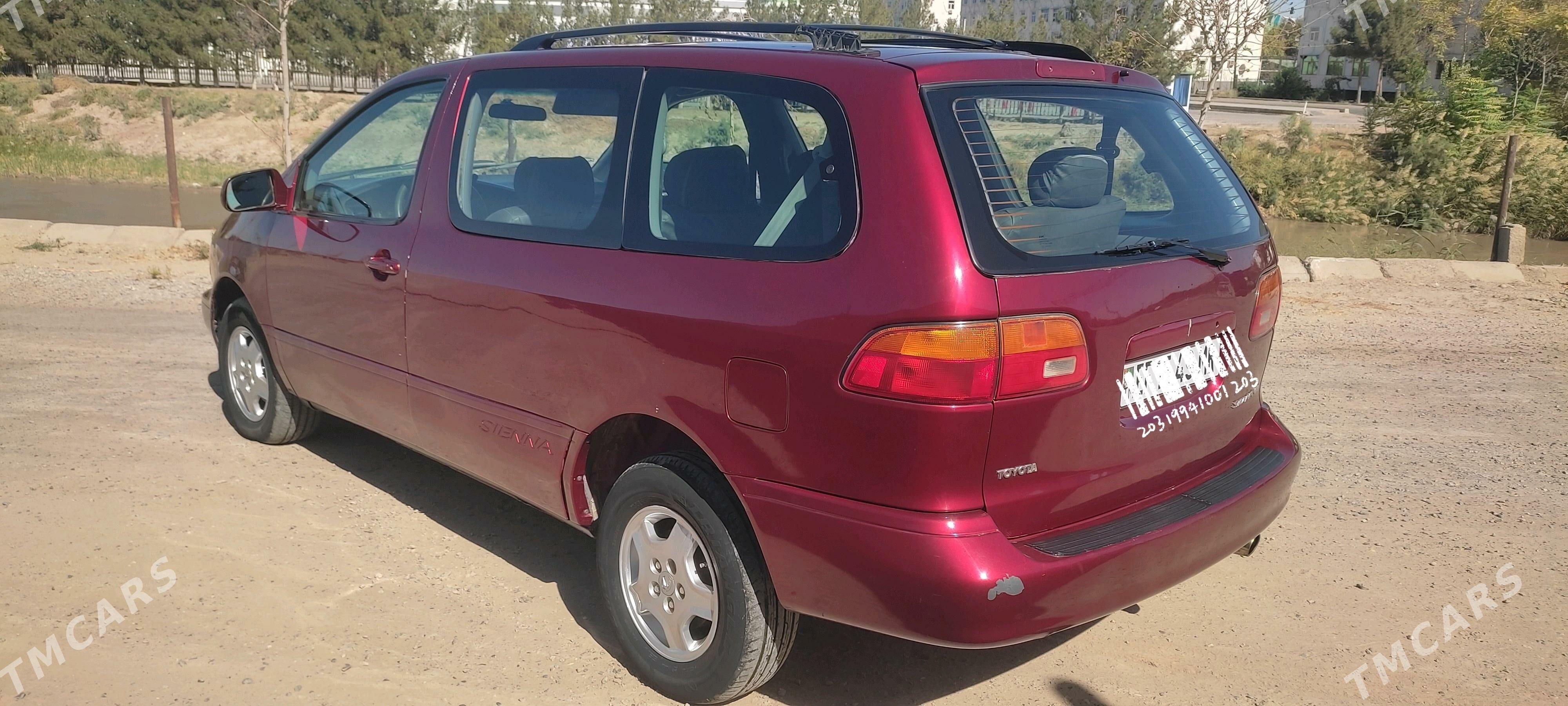 Toyota Sienna 2000 - 145 000 TMT - Мары - img 4