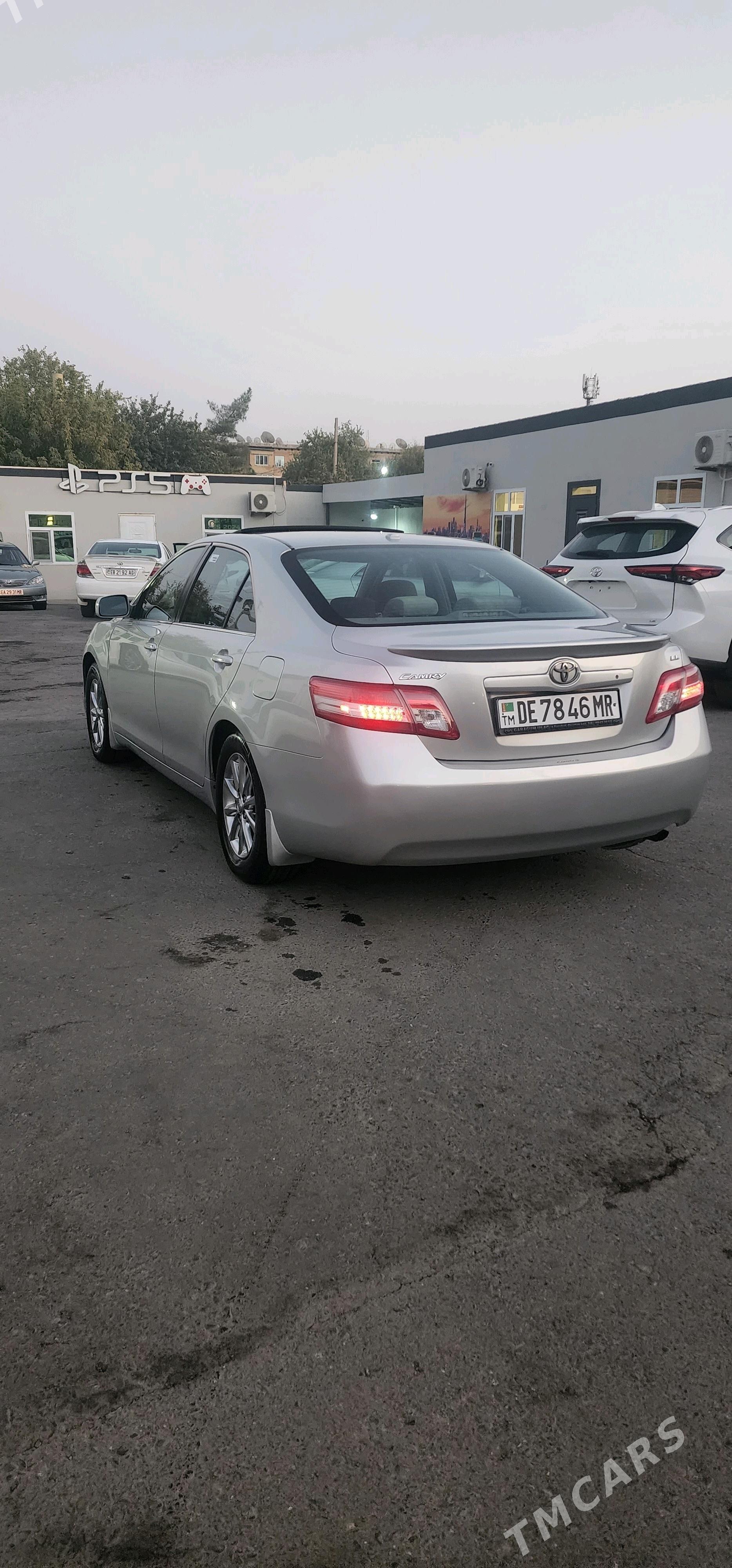Toyota Camry 2010 - 210 000 TMT - Мары - img 4