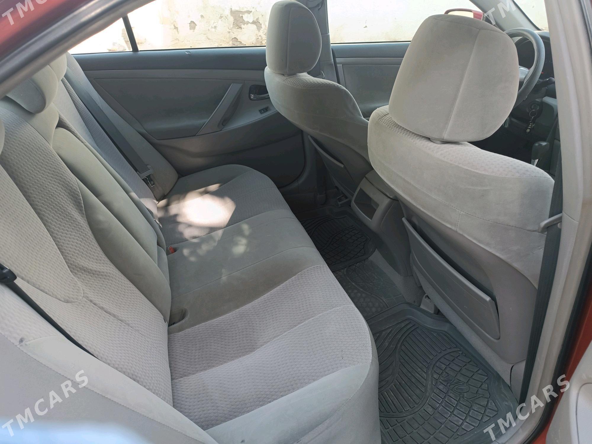 Toyota Camry 2010 - 195 000 TMT - Балканабат - img 4