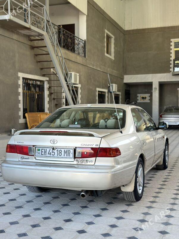 Toyota Camry 2001 - 135 000 TMT - Mary - img 4