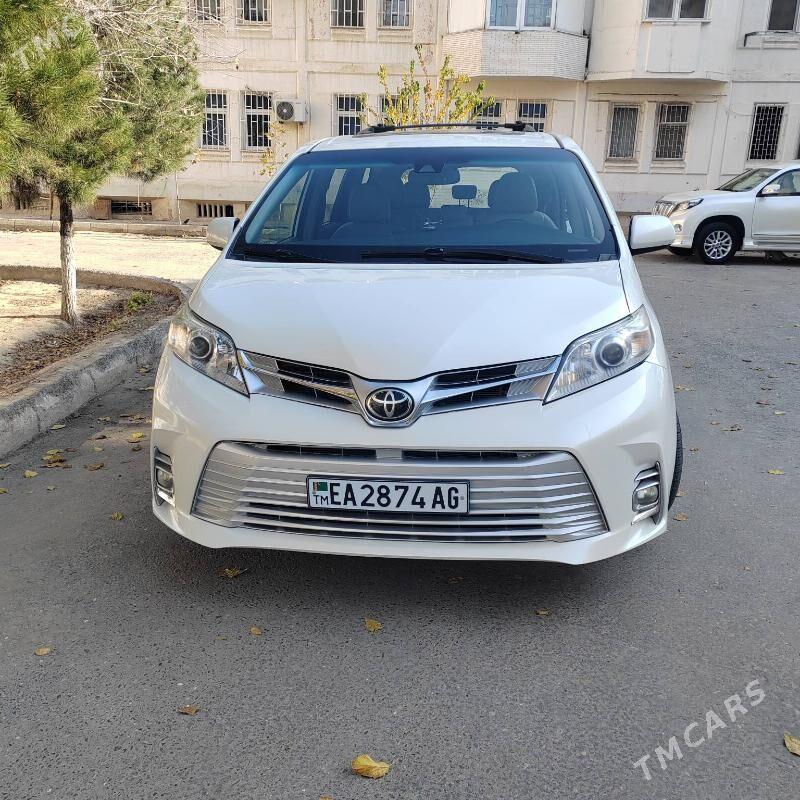 Toyota Sienna 2019 - 450 000 TMT - 4 мкр - img 2