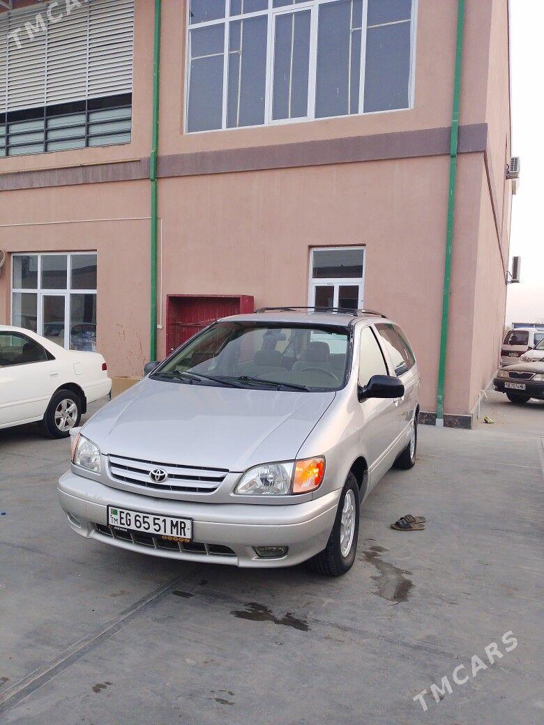 Toyota Sienna 2002 - 160 000 TMT - Мары - img 4