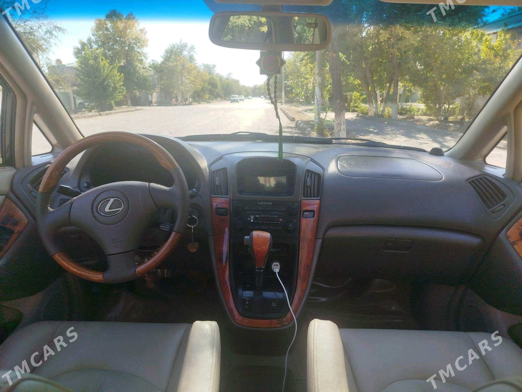 Lexus RX 300 2002 - 220 000 TMT - Дашогуз - img 5