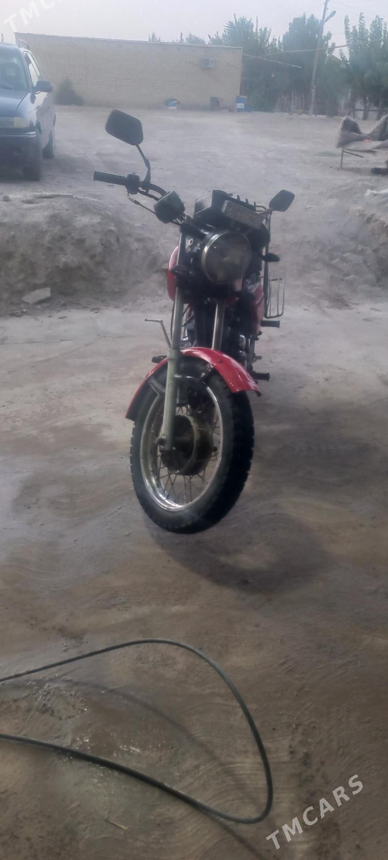 Iž Planeta 4 2024 - 9 000 TMT - Saýat - img 8