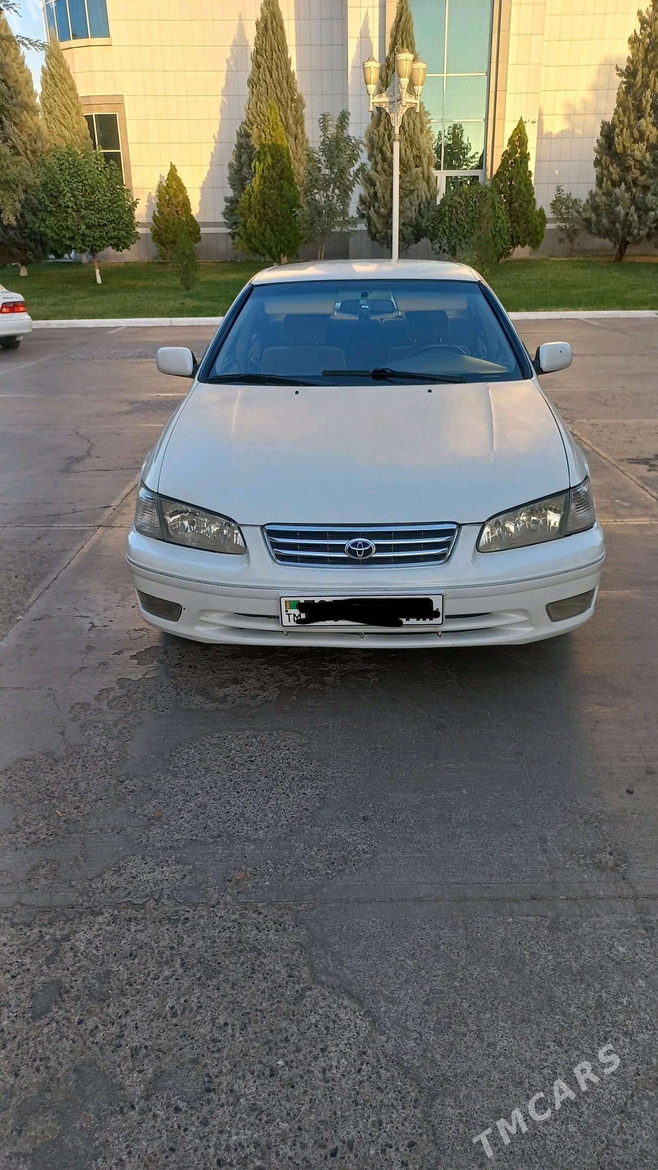 Toyota Camry 2001 - 124 000 TMT - Baýramaly - img 5