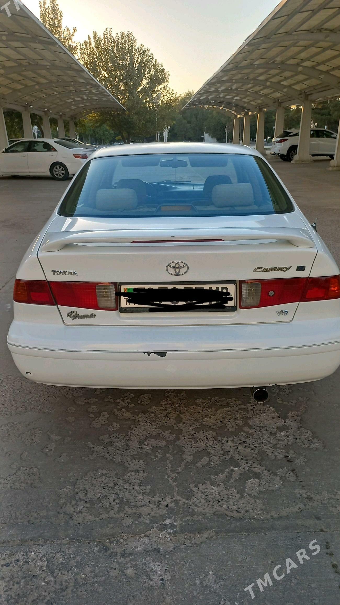 Toyota Camry 2001 - 124 000 TMT - Baýramaly - img 6