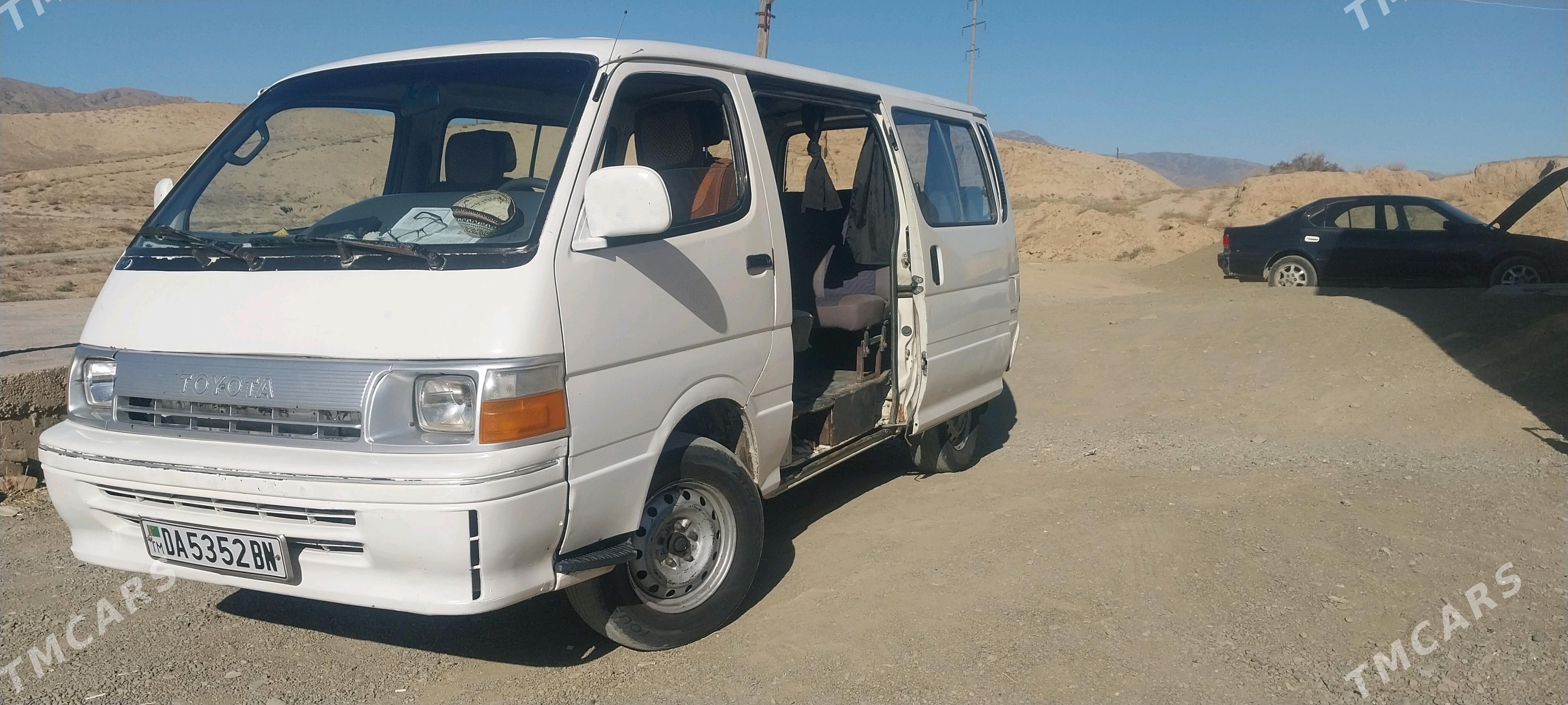 Toyota Hiace 1994 - 70 000 TMT - Махтумкули - img 3