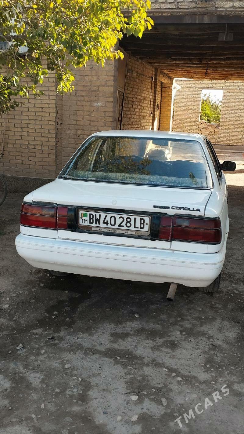 Toyota Corolla 1992 - 30 000 TMT - Чарджоу - img 3