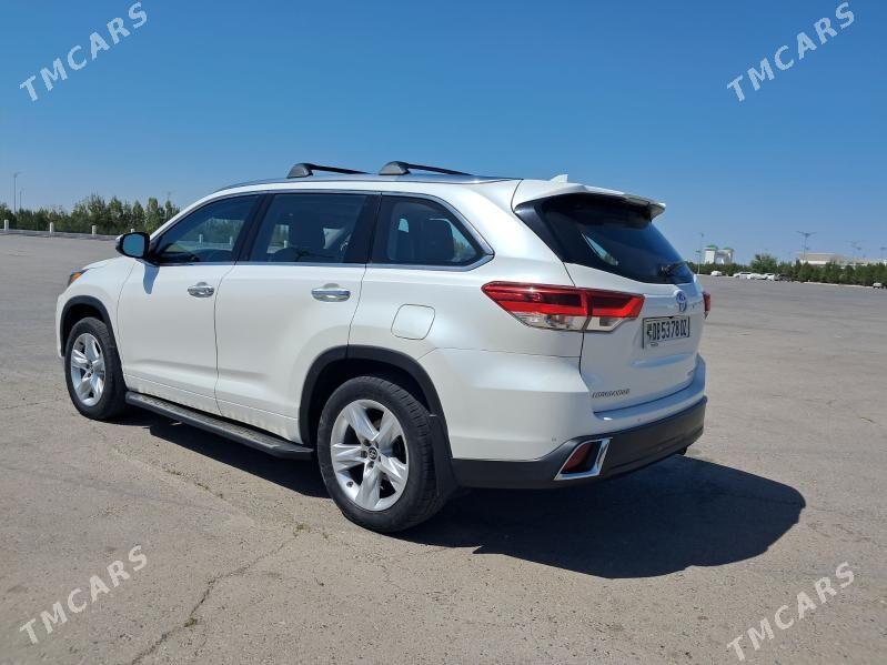 Toyota Highlander 2017 - 398 000 TMT - Кёнеургенч - img 8