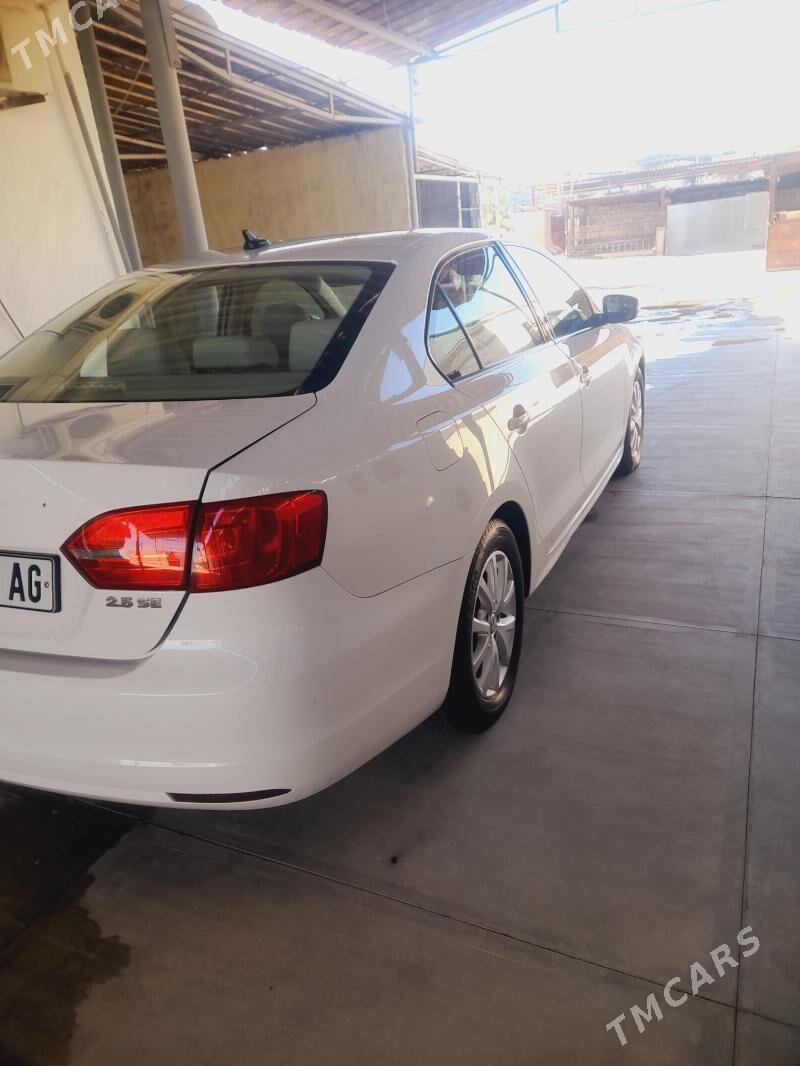 Volkswagen Jetta 2011 - 155 000 TMT - Кипджак - img 2