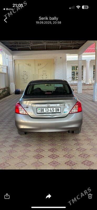 Nissan Versa 2012 - 96 000 TMT - Балканабат - img 3