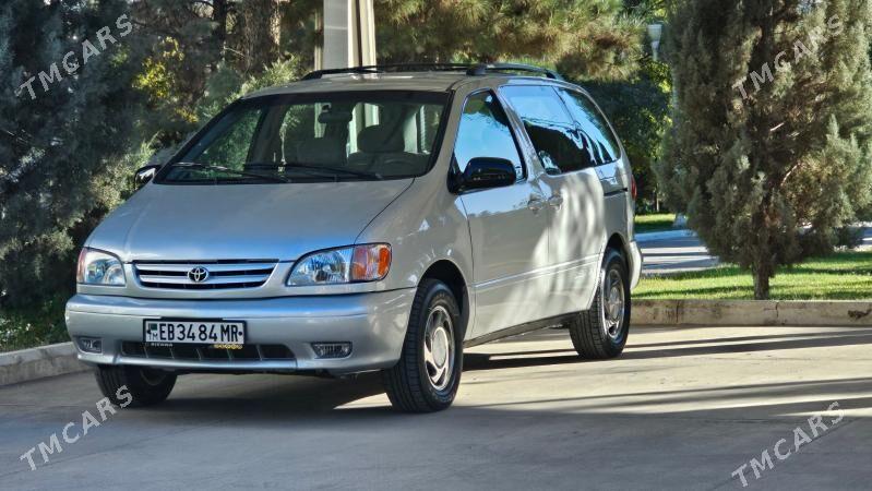 Toyota Sienna 2002 - 170 000 TMT - Мары - img 3