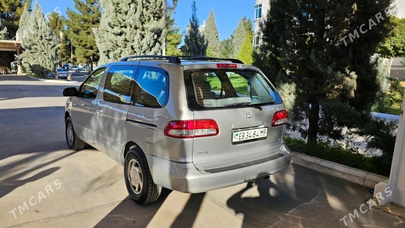 Toyota Sienna 2002 - 170 000 TMT - Мары - img 4
